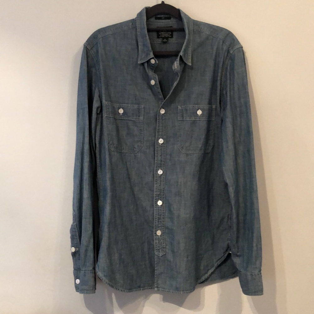 J. Crew Men’s Slim Fit Long Sleeve Chambray Shirt Size Medium
